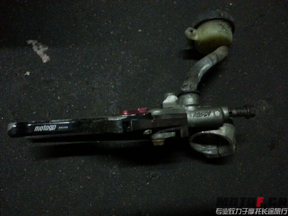 QQ图片20140625214118.jpg