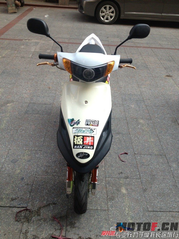 150312b0uzb7267rilmmml.jpg