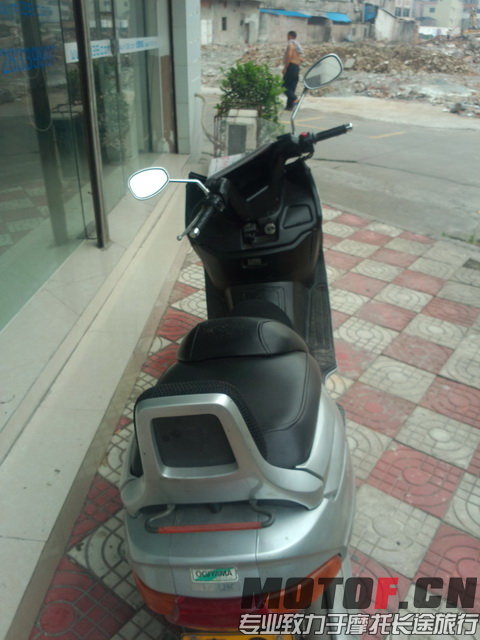 P40708-105518.jpg
