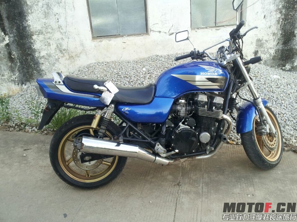 841889000-49cc84fa0b837160.jpg