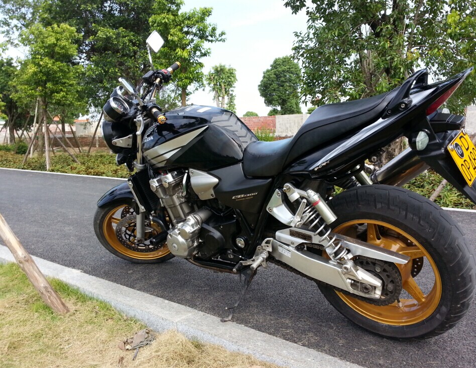 QQ图片20140717141307.jpg