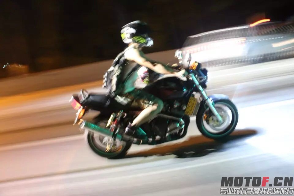 QQ图片20140726015856.jpg