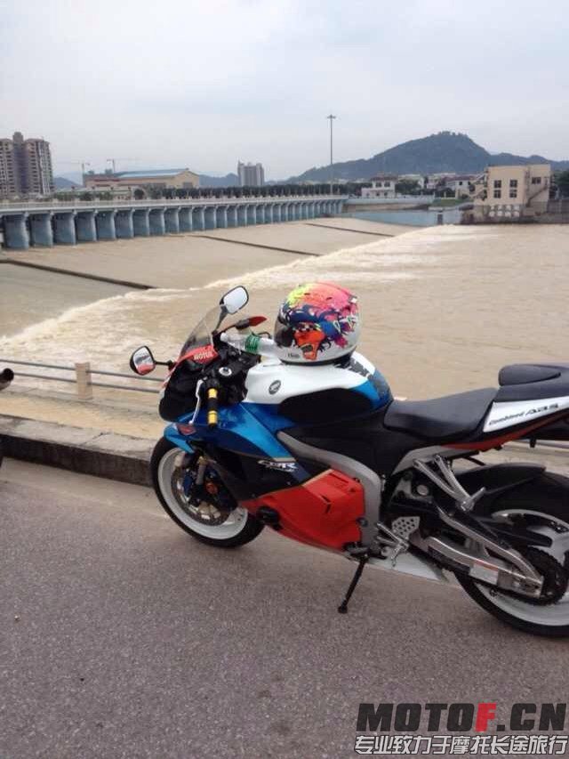 QQ图片20140726201659.jpg