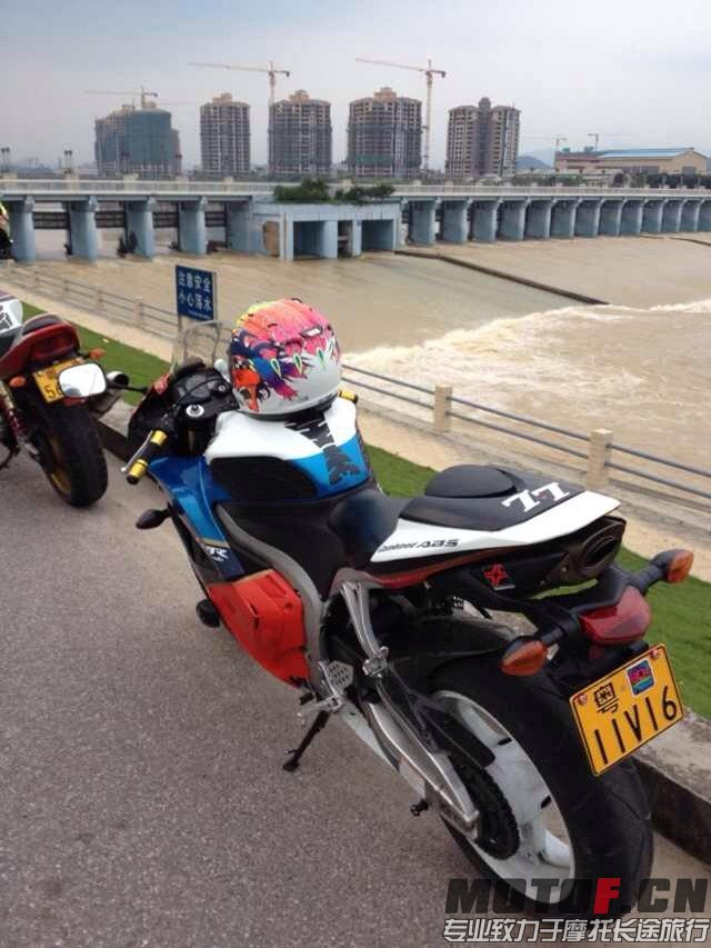 QQ图片20140726201701.jpg