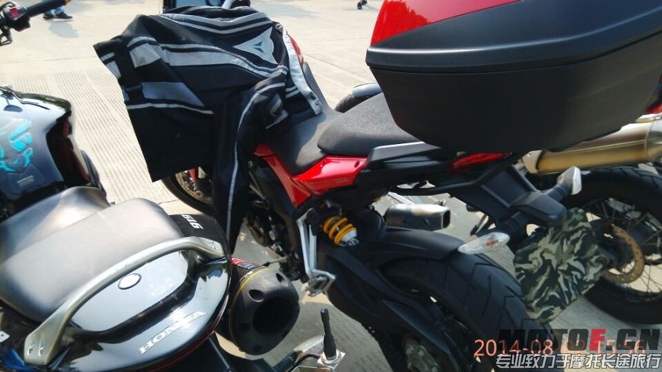 QQ图片20140803005457.jpg