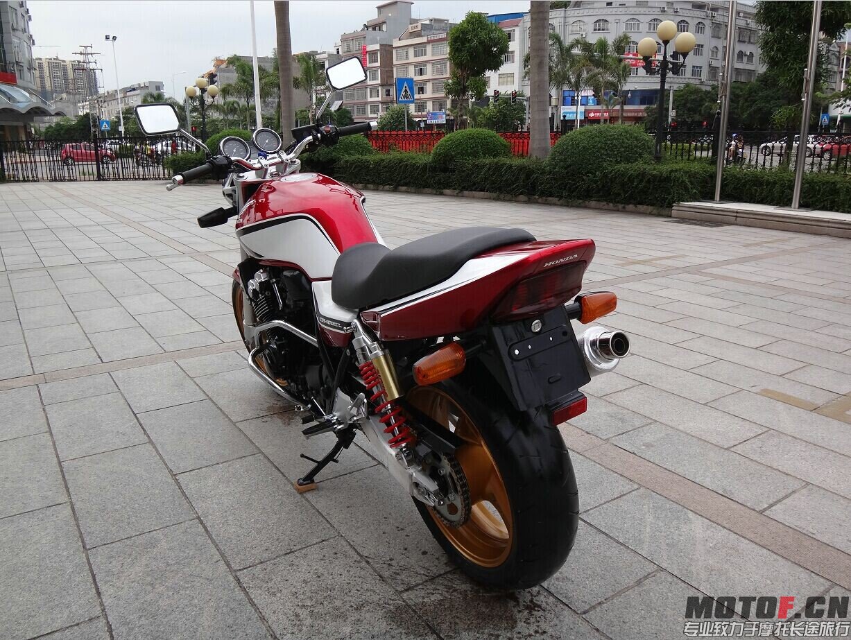QQ图片20140805010410.jpg