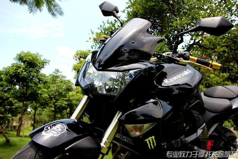 09Z1000 (2).jpg