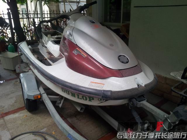 清油路准备着车