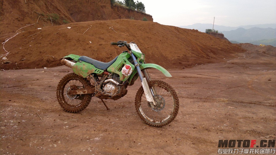 02.jpg