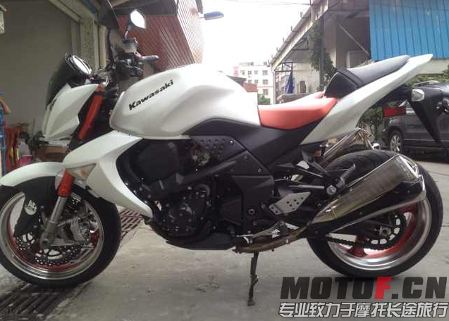 Z1000