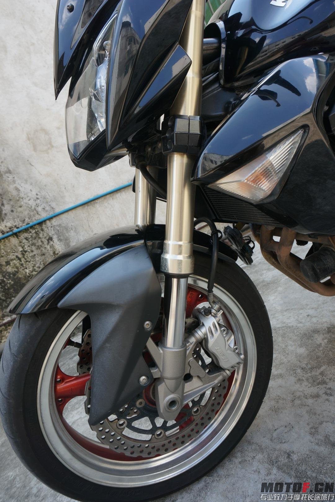 762_2361355.jpg