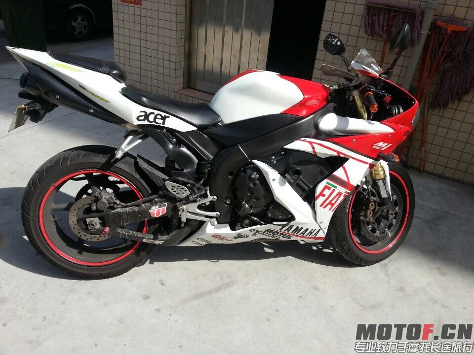 r1  c.jpg