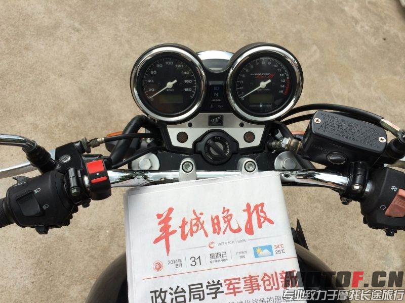 QQ图片20140831221525.jpg