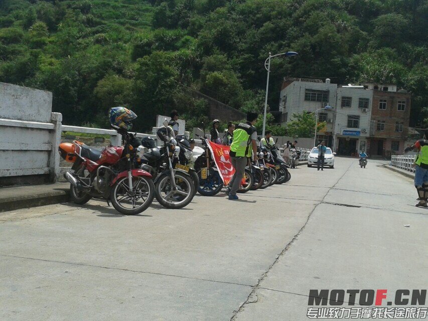 QQ图片20140909234153.jpg