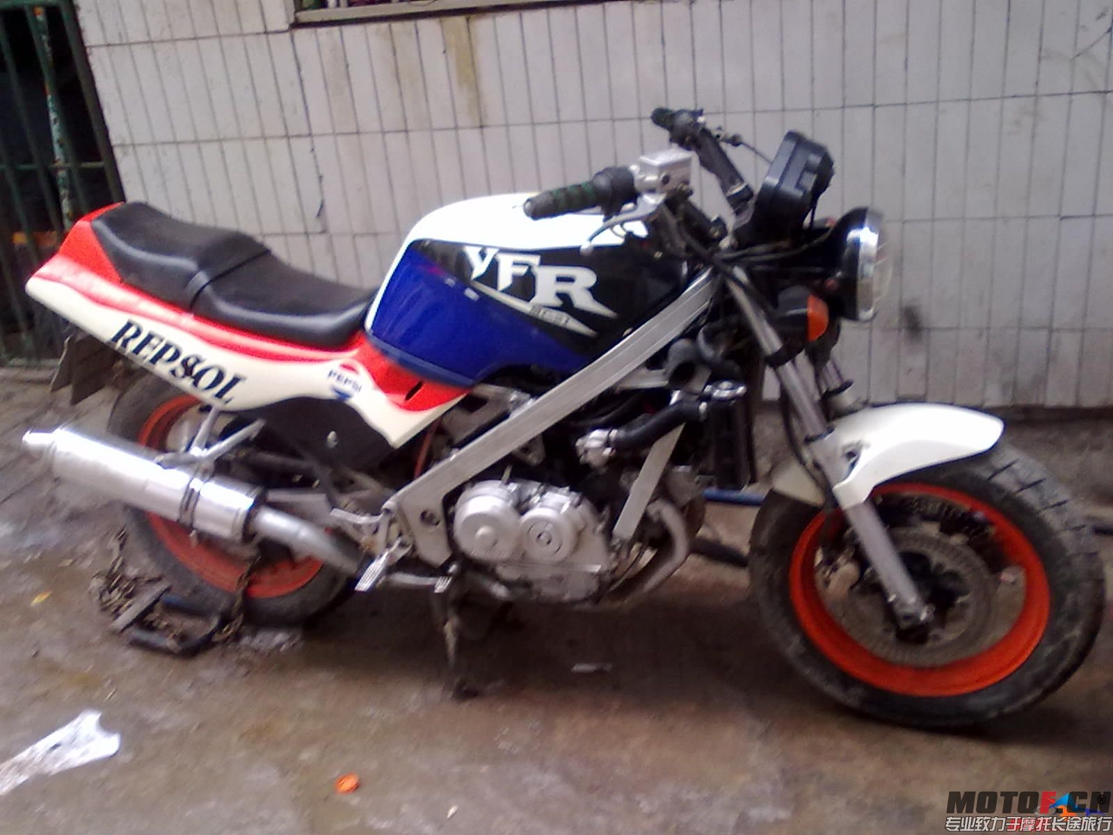 11013118529ace17e73b41168b.jpg