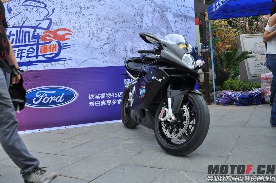 QQ图片20140921020009.jpg