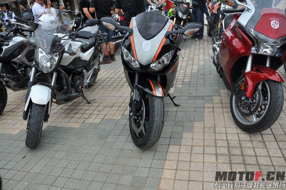 QQ图片20140921020126.jpg