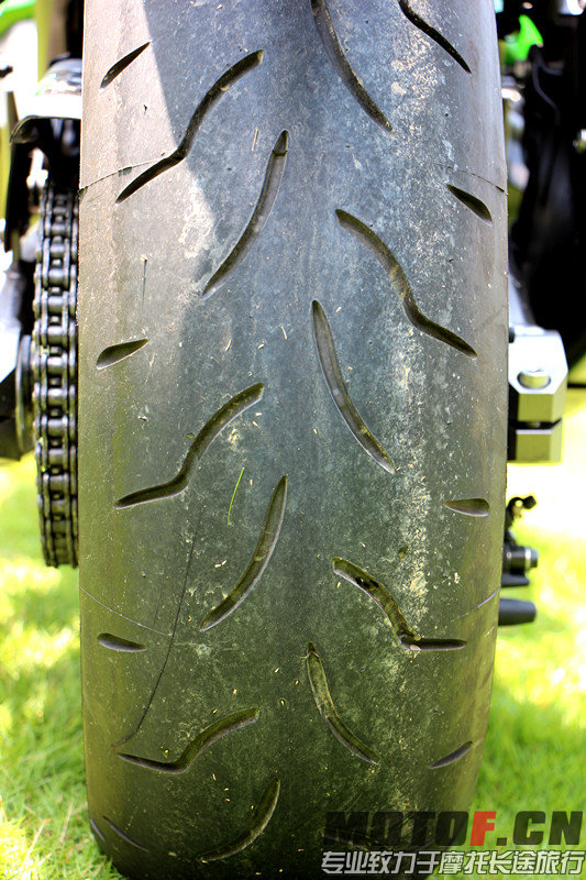 13Z1000SX (10).jpg