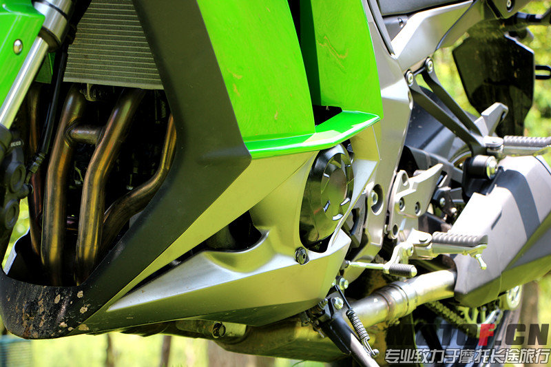 13Z1000SX (13).jpg