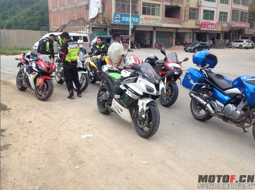 QQ图片20140930221923.jpg