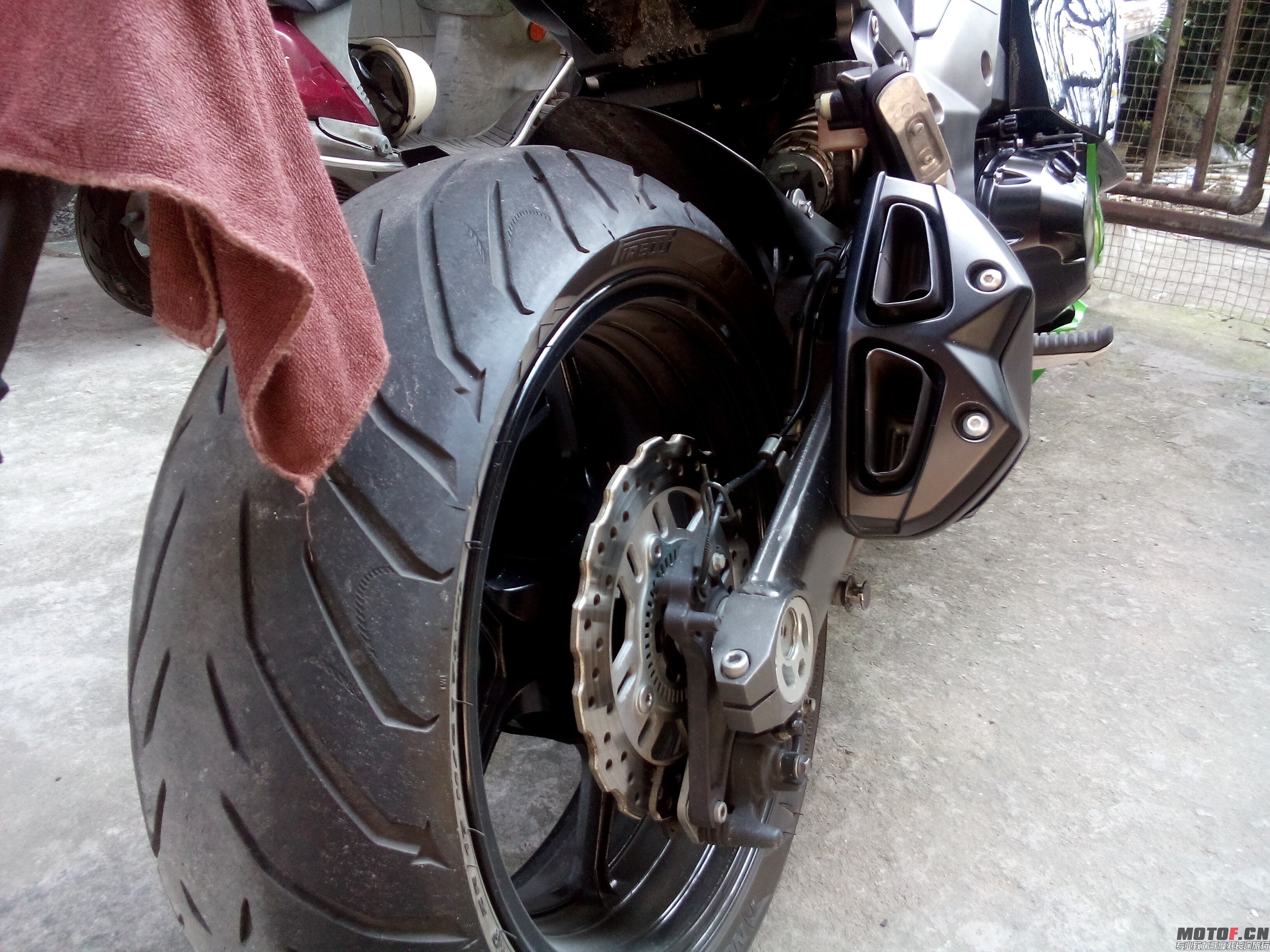 QQ图片20141006143347.jpg