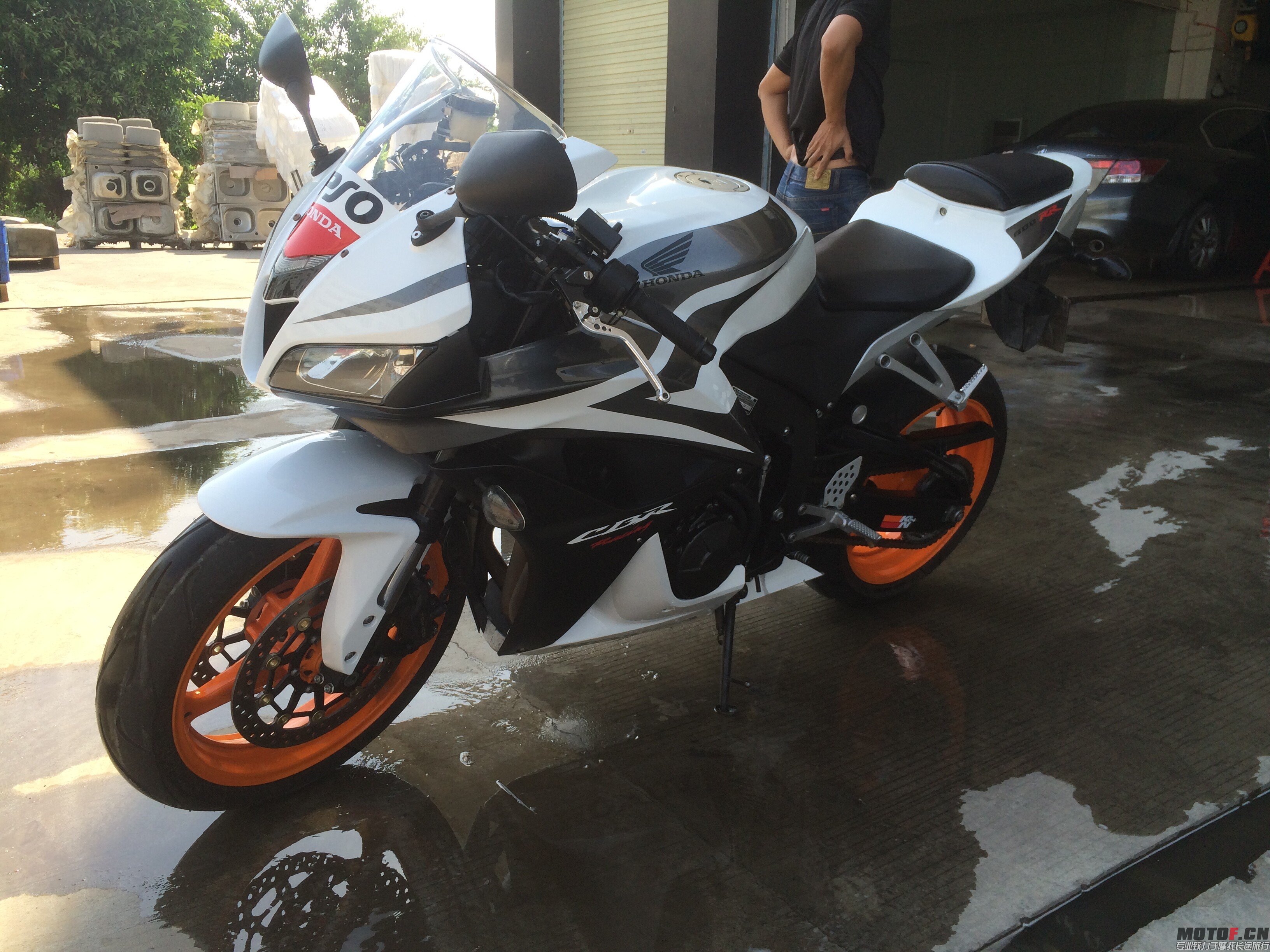 QQ图片20141006162257.jpg