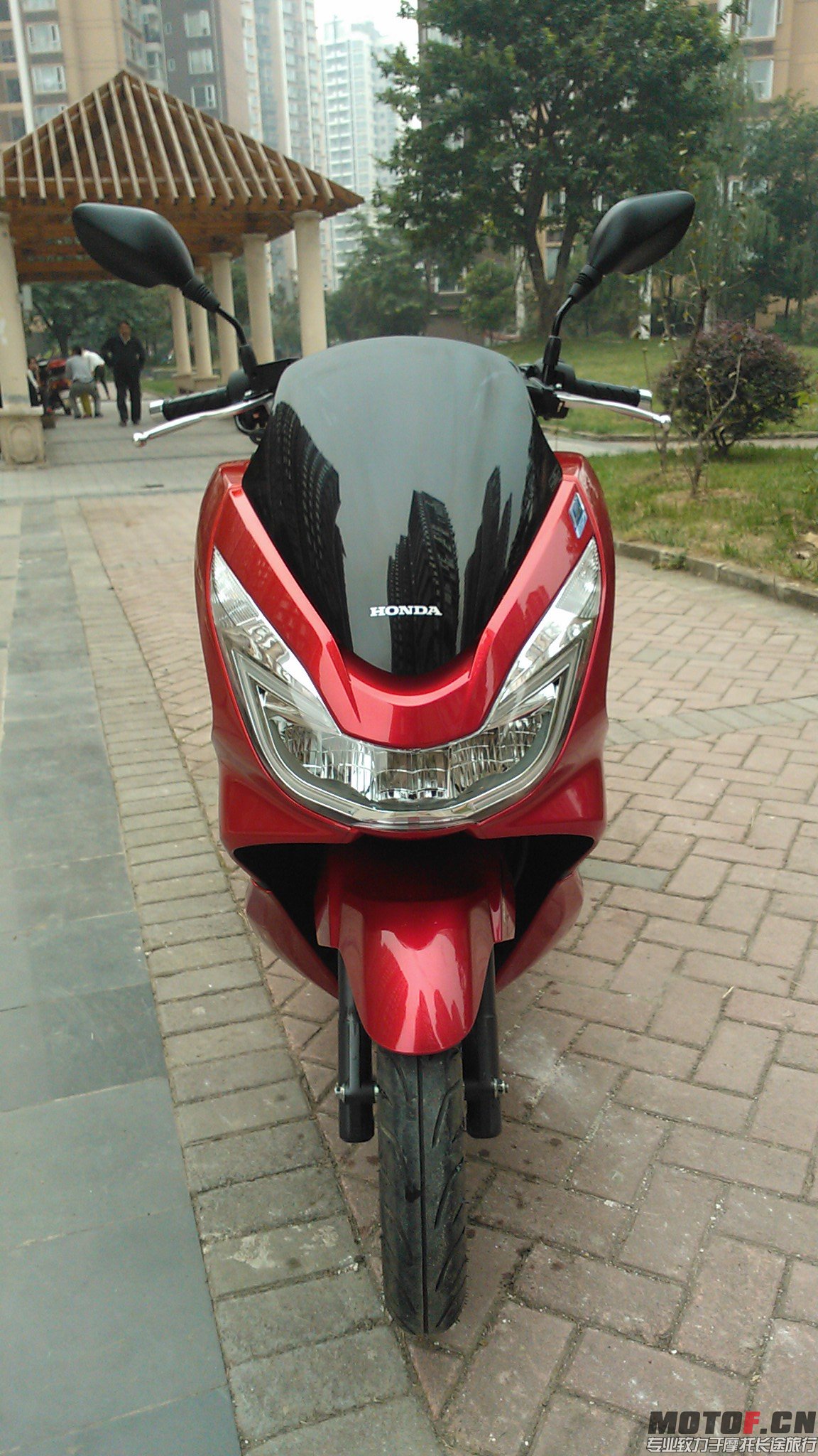 PCX150局部前部头灯 (5).jpg