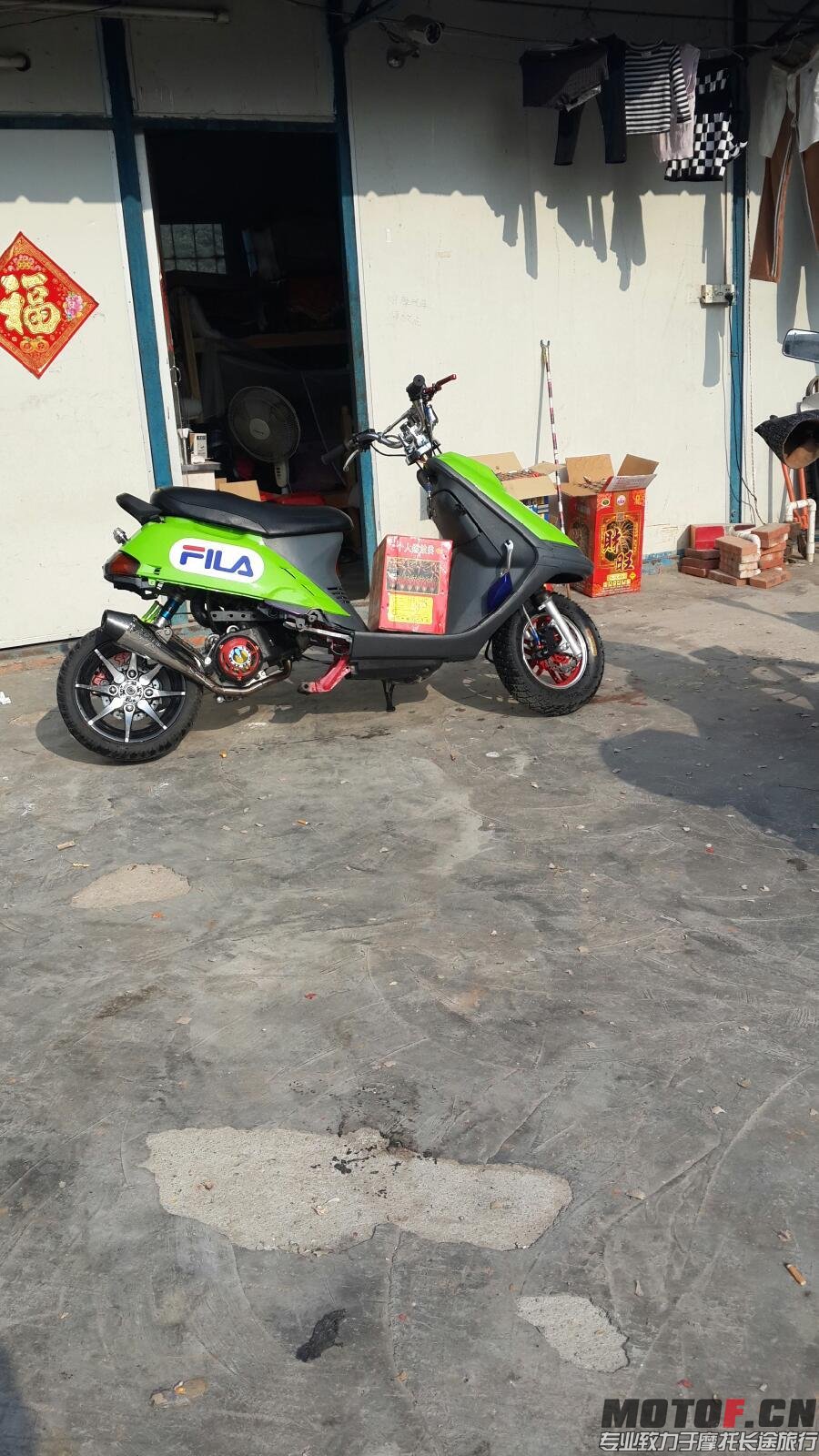 709adee0gw1ed68wh2avij20p018ggrd.jpg