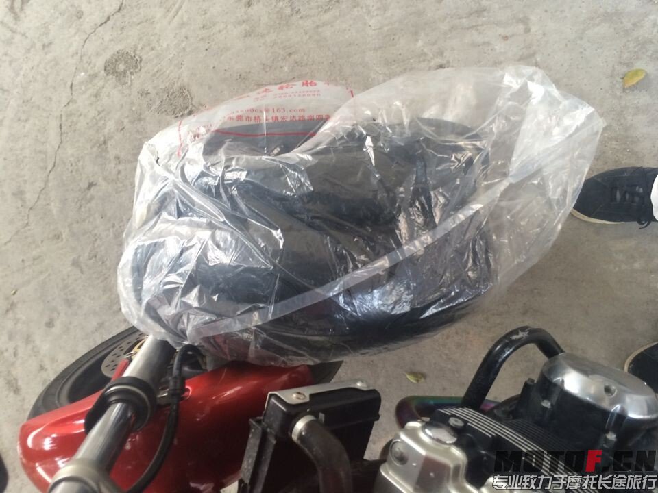 QQ图片20141014151021.jpg