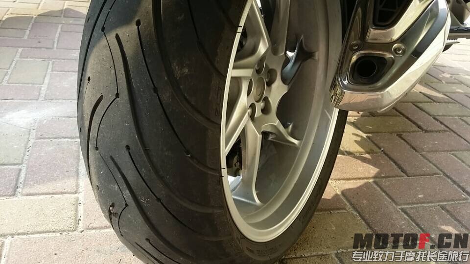 QQ图片20141015075426.jpg