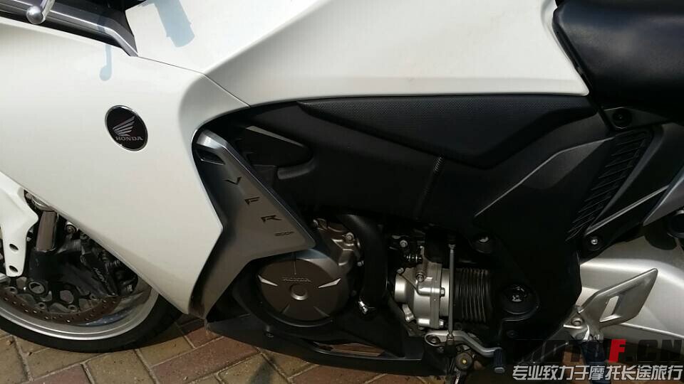 QQ图片20141015075432.jpg