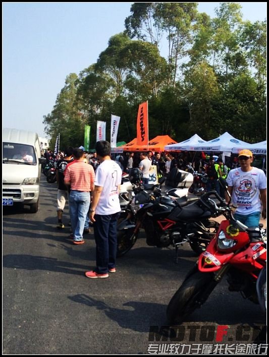 QQ图片20141018175619_nEO_IMG.jpg