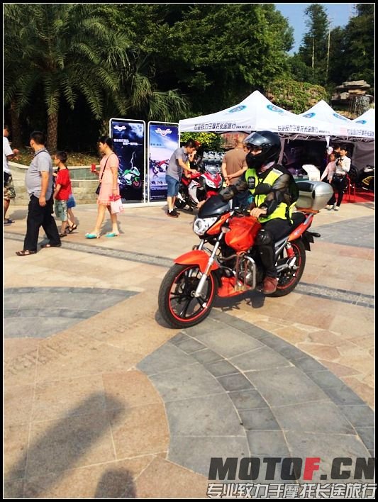 QQ图片20141018175650_nEO_IMG.jpg