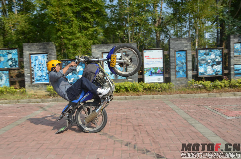 psbM0KEKA55.jpg