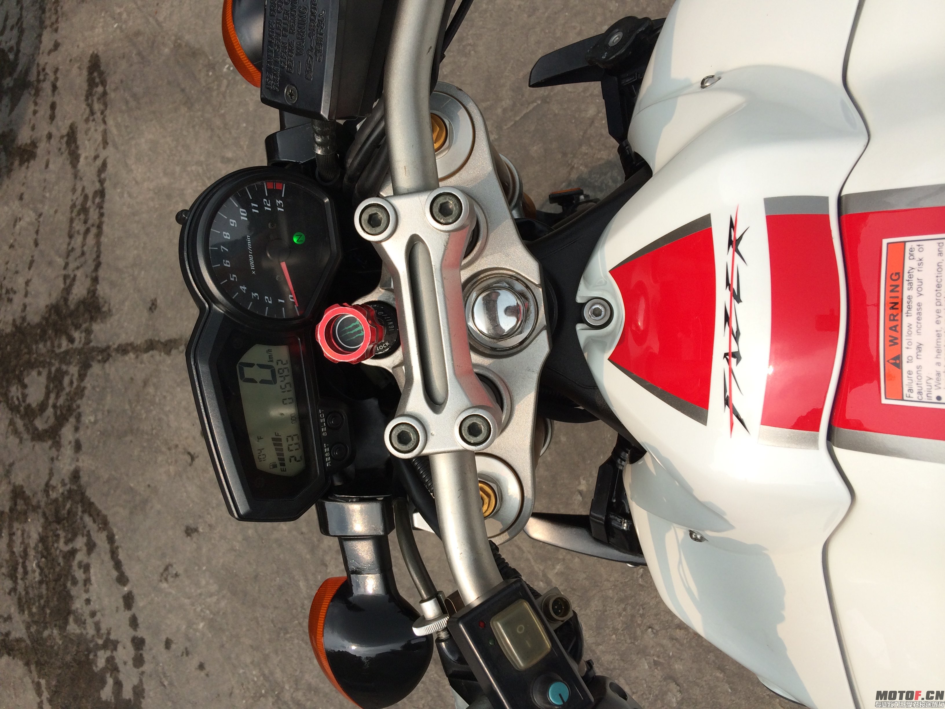 fz1n