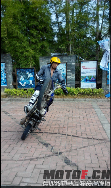 QQ图片20141022153006.png