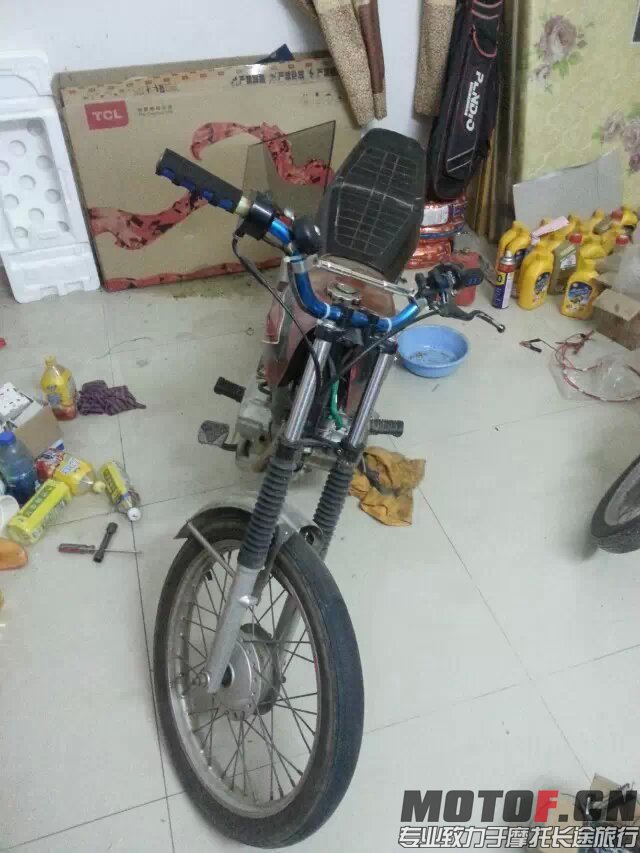 8999.jpg