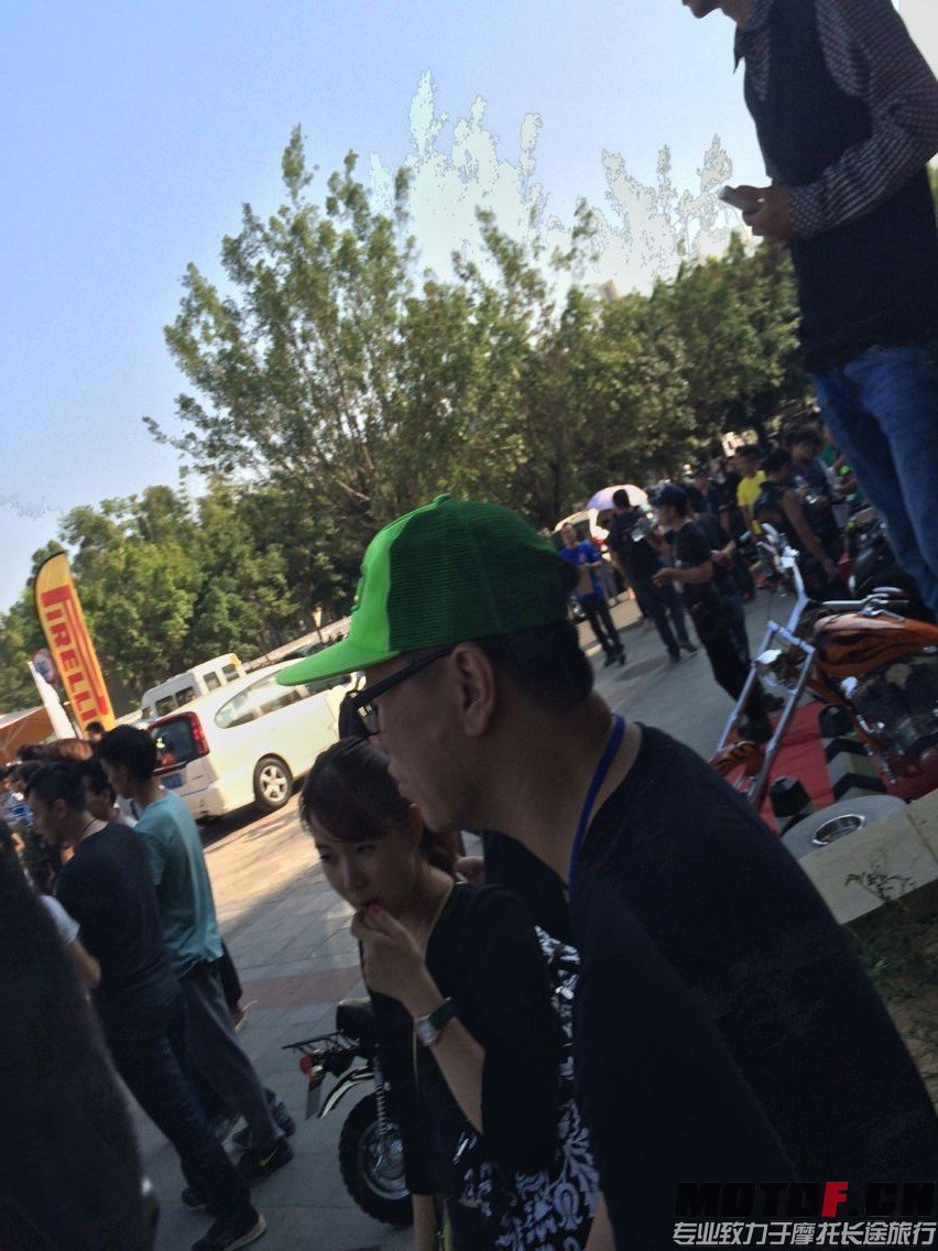 QQ图片20141025085037.jpg