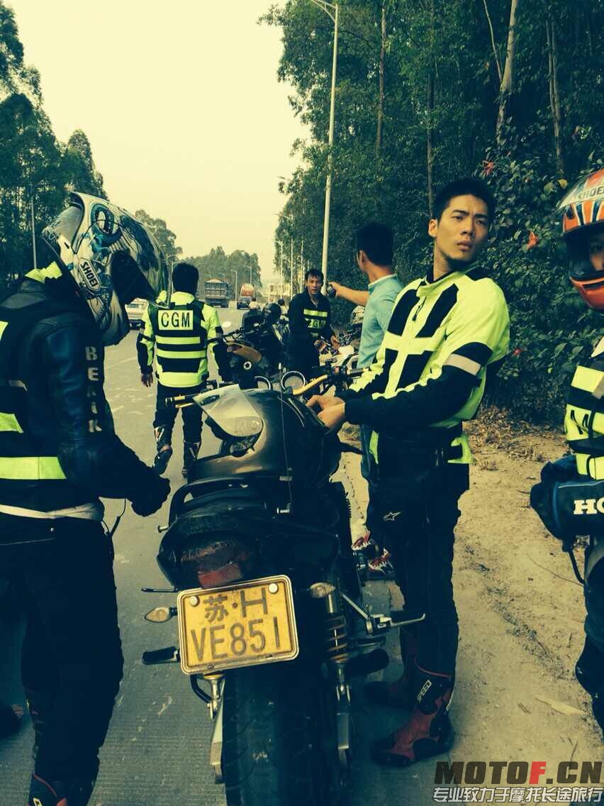 QQ图片20141025090805.jpg