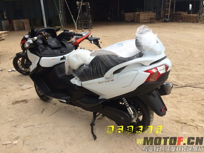 1410252136ce3dff5ad910a119.jpg
