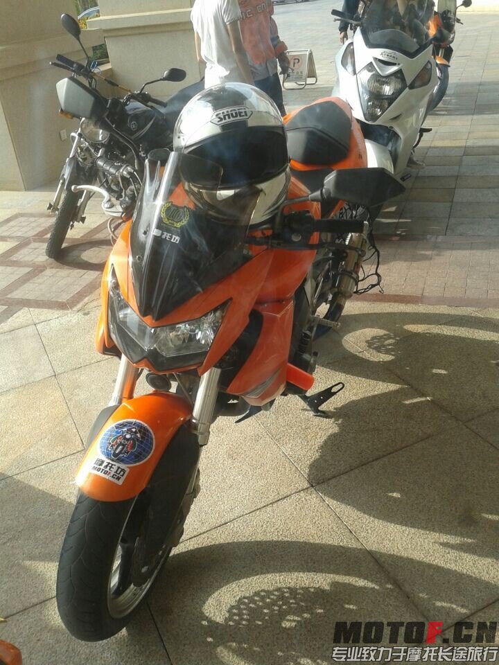 QQ图片20141026235220.jpg