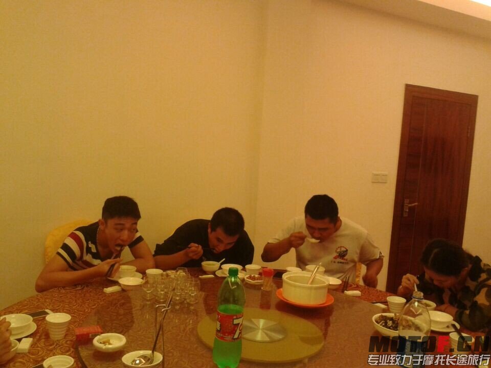 QQ图片20141026235256.jpg