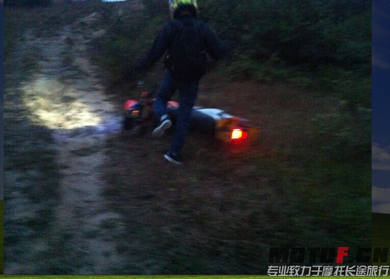 QQ图片20141028201402.jpg