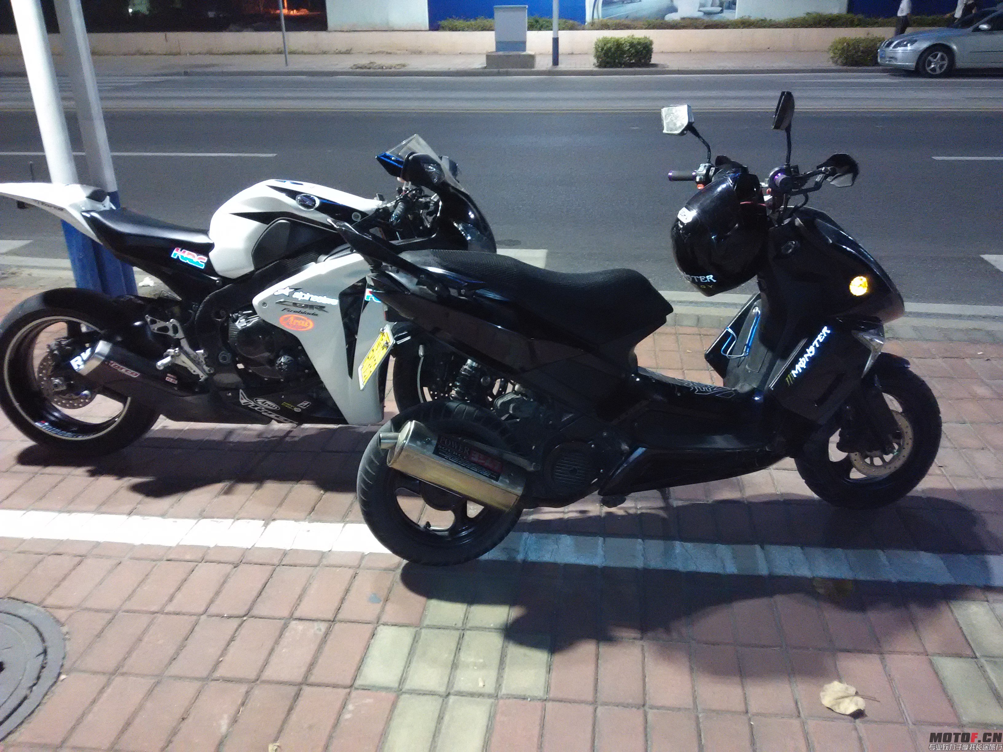 IMG_20141029_200440.jpg