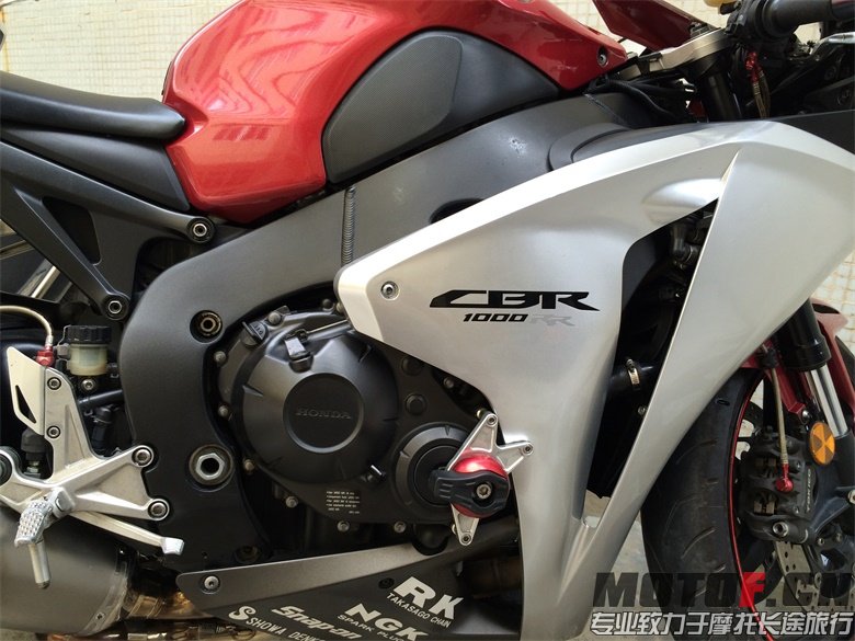 QQ图片20141103220440.jpg