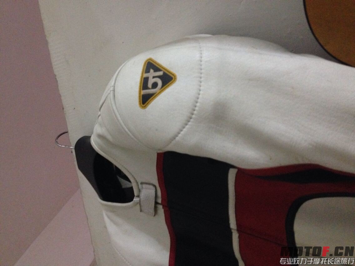 QQ图片20141104193018.jpg