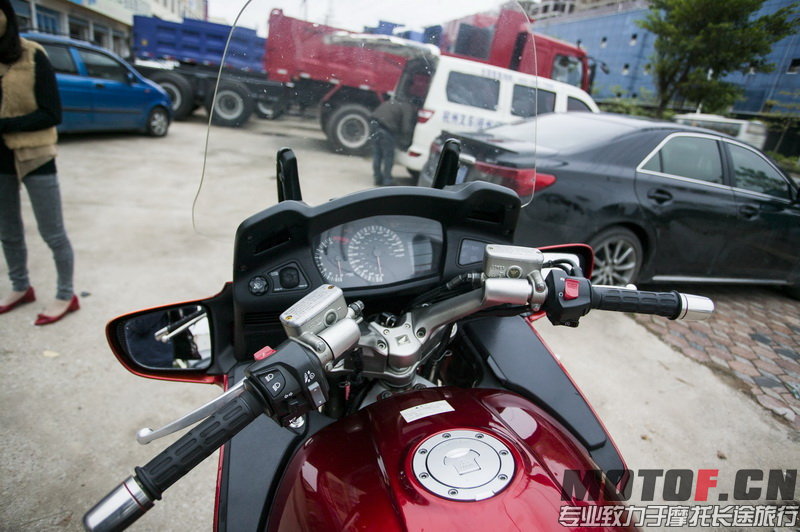676U3503.jpg