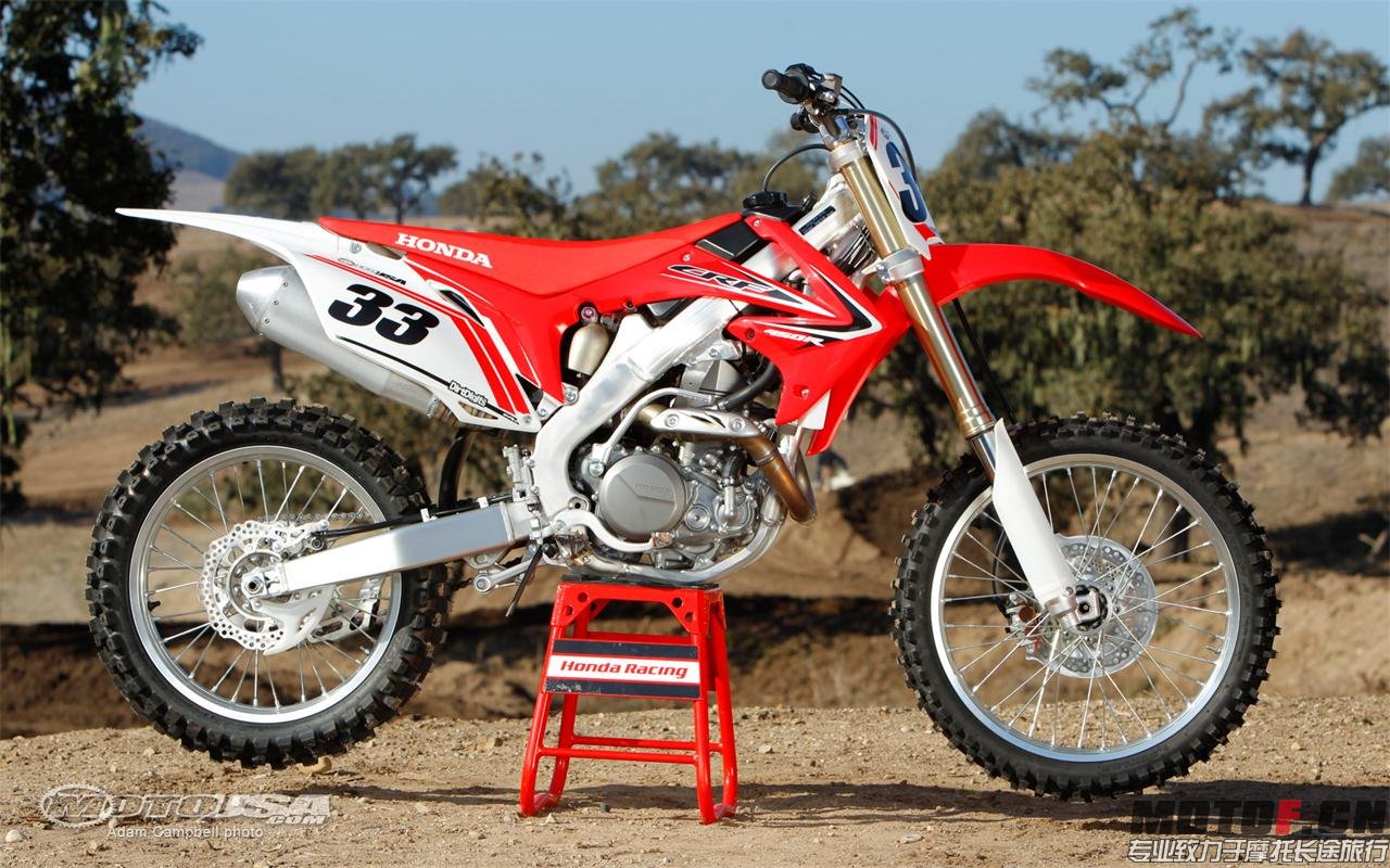 12_wall_crf450r-01.jpg