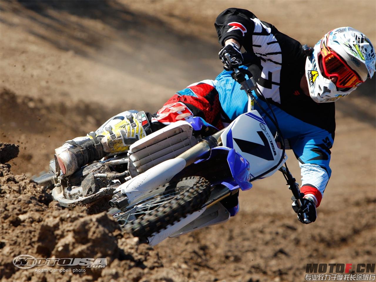 12_wall_yz450f-03.jpg