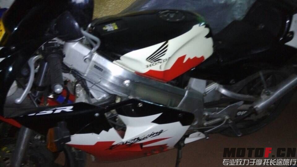 QQ图片20141119024345.jpg